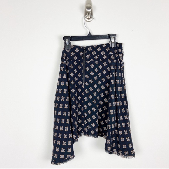 NWT Free People Flowy Skater Style asymmetrical skirt. Size 6. - Picture 4 of 15
